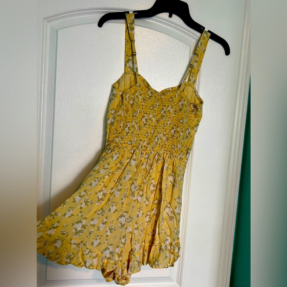 Faux wrap Hollister romper